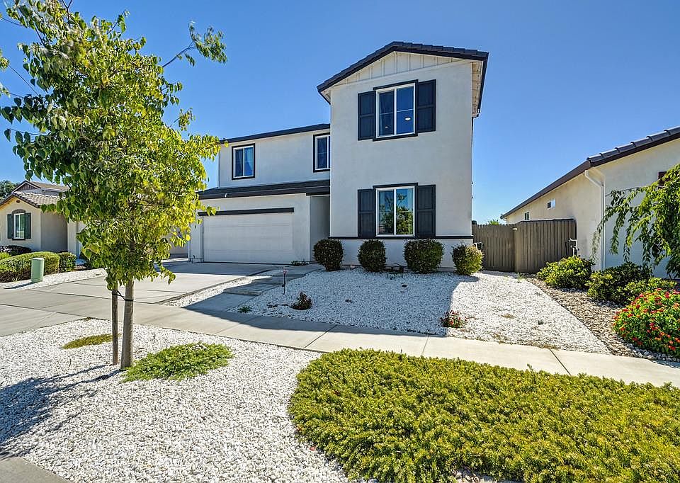 1st image of 770 Silver Creek Cir