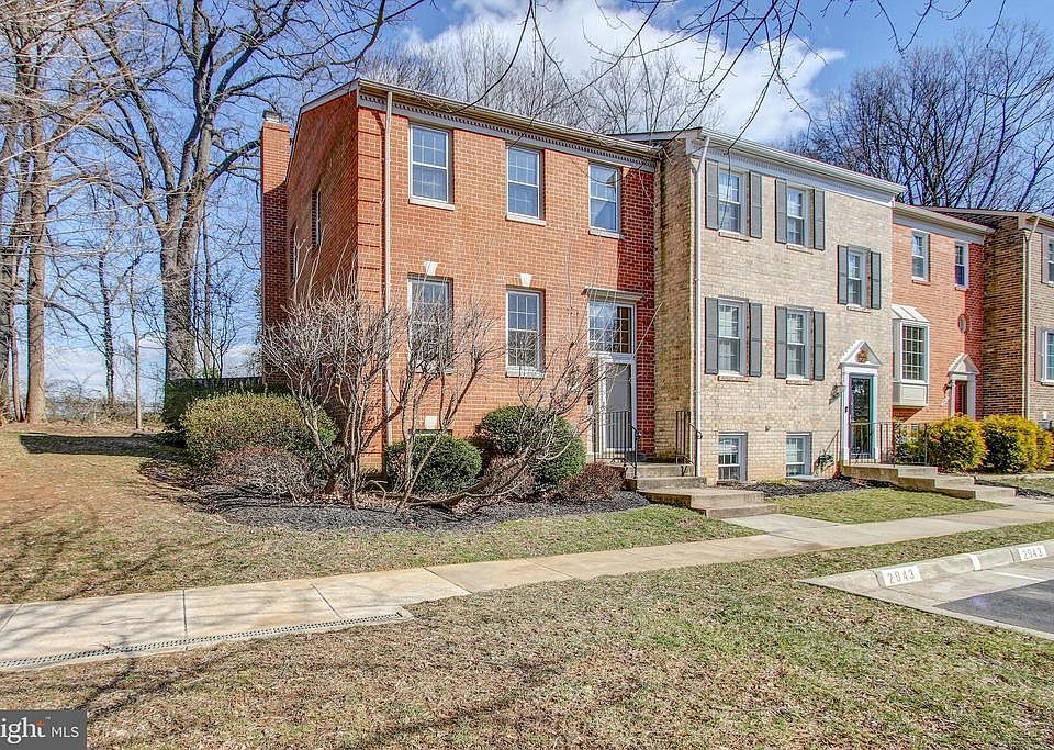 1st image of 2943 Waterford Ct