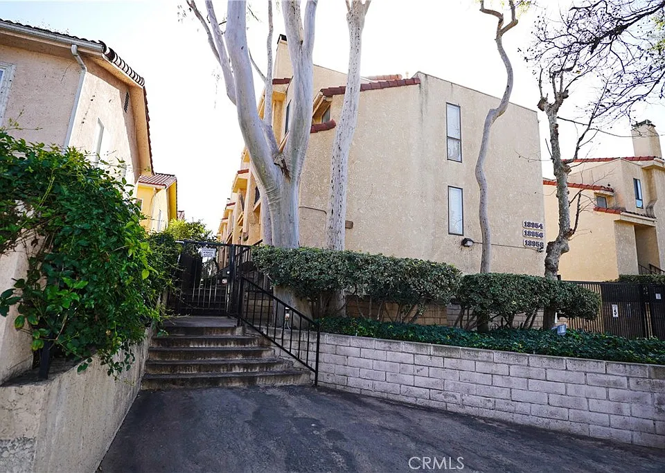 18954 Sherman Way #3