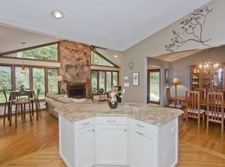 654 Ridge Rd, Wilbraham, MA 01095