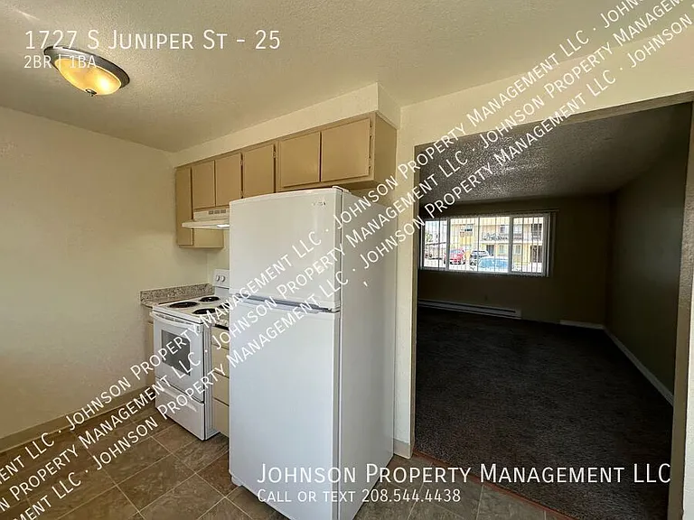 1727 S Juniper St #25 — Photo 3