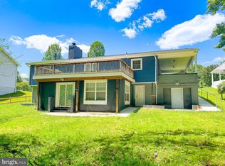 11737 Ellington Dr, Beltsville, MD 20705