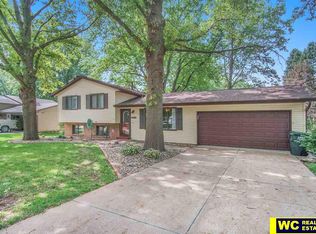 1155 N 17th Ave, Blair, NE 68008