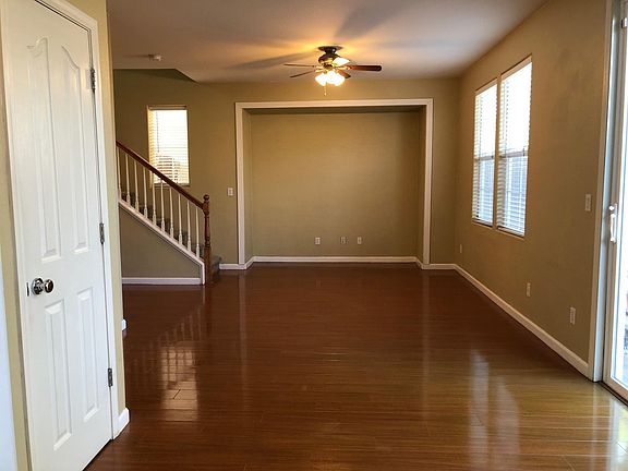 5th image of 8412 Cortina Cir