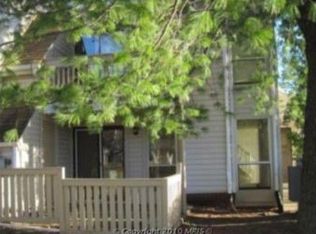 1063 Mycroft Ct, Sterling, VA 20164