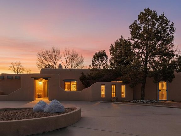 3rd image of 4106 Rio Grande Blvd NW