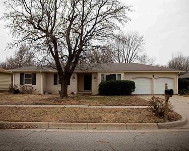 1327 N Caddy Ln, Wichita, KS, 67212