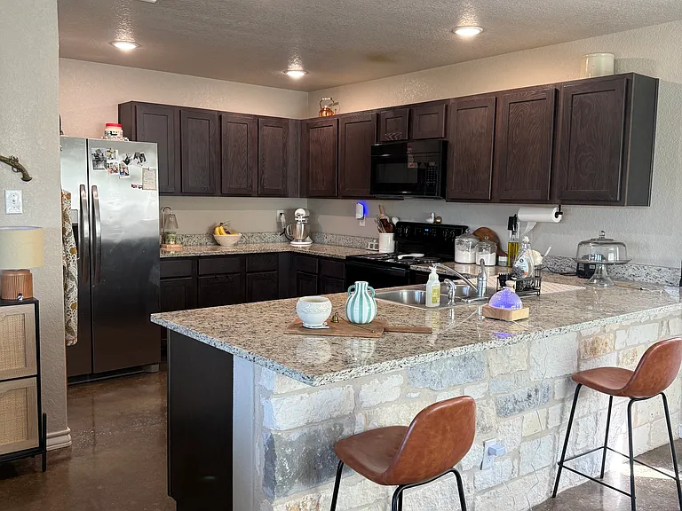 3274 Contour Dr — Photo 13