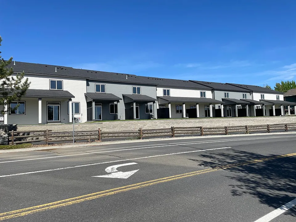 6398 Melby Way NE #9