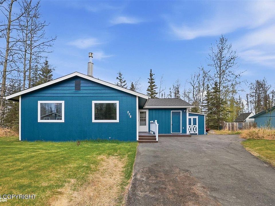 1st image of 238 Crest Dr
