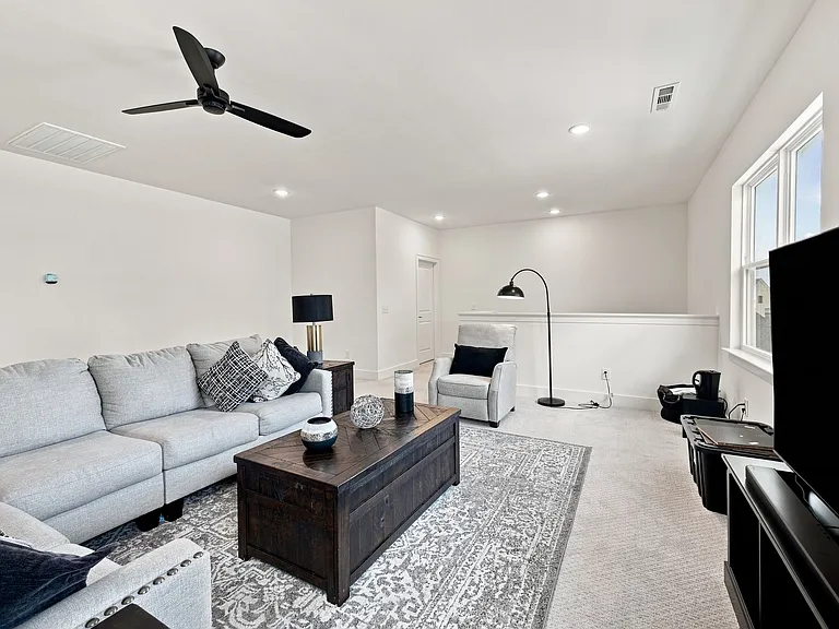3324 Longport Ln — Photo 32