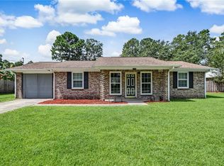 113 W Peach Ave, Kingsland, GA 31548