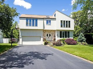 1811 Yale Rd, Merrick, NY 11566