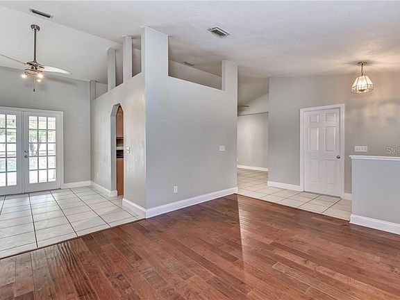 5th image of 1271 Navarre Ave
