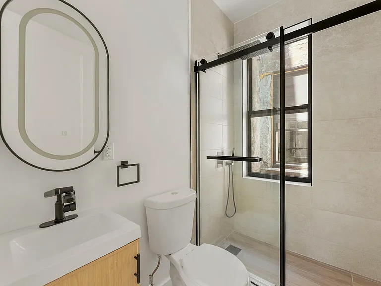 2111 Regent Pl #2F — Photo 7
