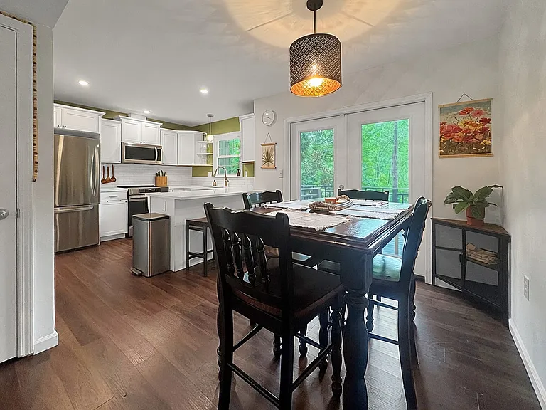902 Creekside Dr #2 — Photo 5