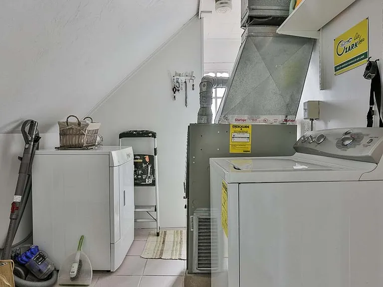 8 Mason St #3 — Photo 13