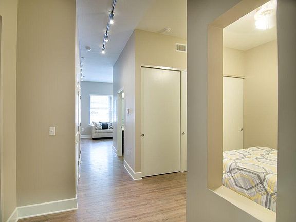 3rd image of 138 Park Central Sq APT 202