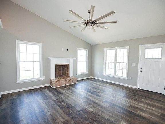 3rd image of 517 W Classic Village Ln