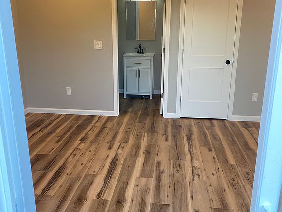 5th image of 12 Grand Ave