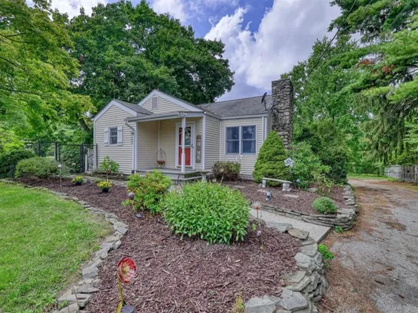 1547 Route 208, Washingtonville, NY 10992