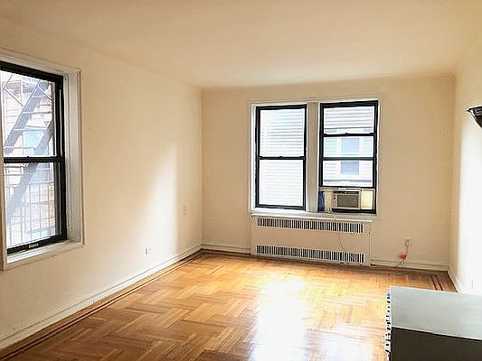 1st image of 181 Hawthorne St APT 1E