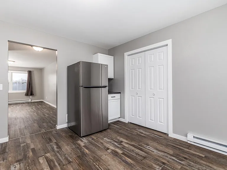 2149 Sunnyslope Dr — Photo 3