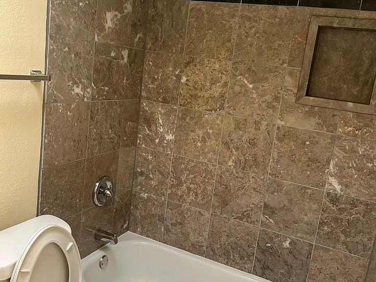 E 2nd Pl — Photo 59