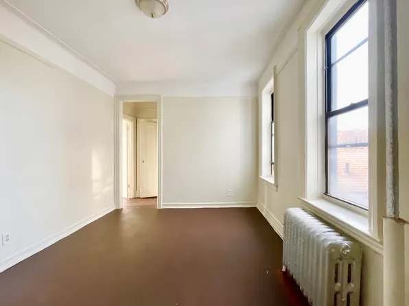 2430 63rd Street image 1 of 14