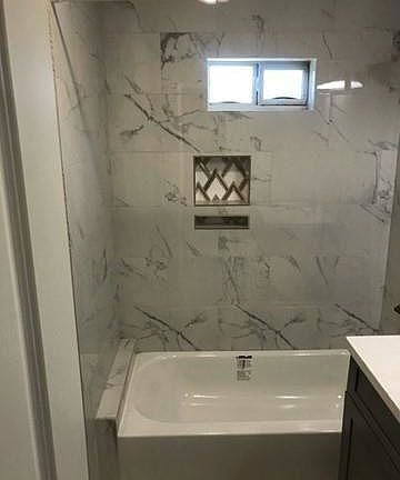3rd image of 5105 Sherman St #6
