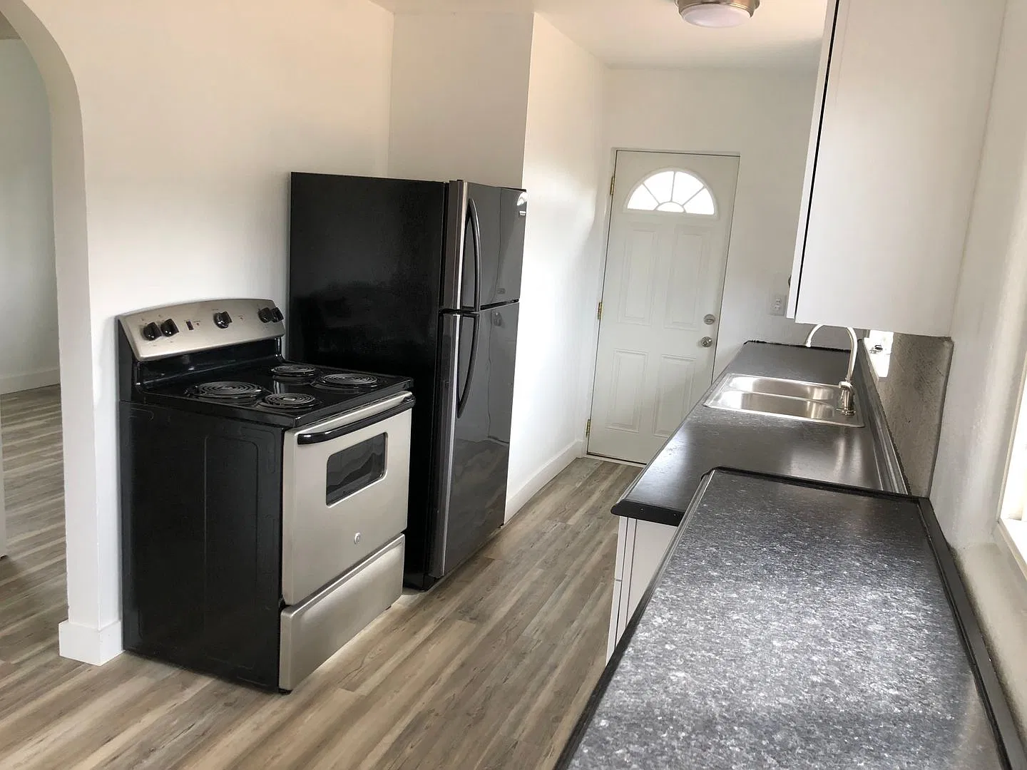 3 Bedroom House For Rent In The Dalles — Photo 4