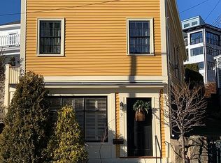 9 Bridge St, Manchester, MA 01944