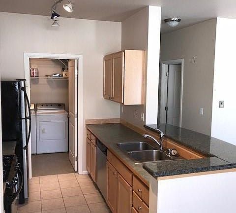 5th image of 525 225th Ln NE APT D304
