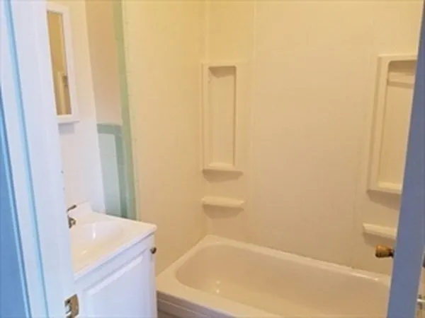 126 Main St #2 — Photo 6