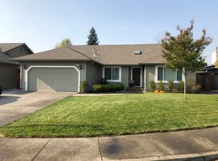 5837 Mathilde Dr, Windsor, CA 95492