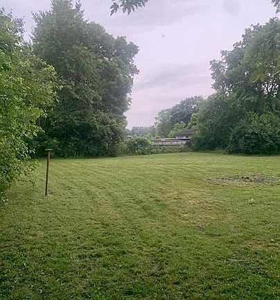 2nd image of 6583 Lorraine Dr