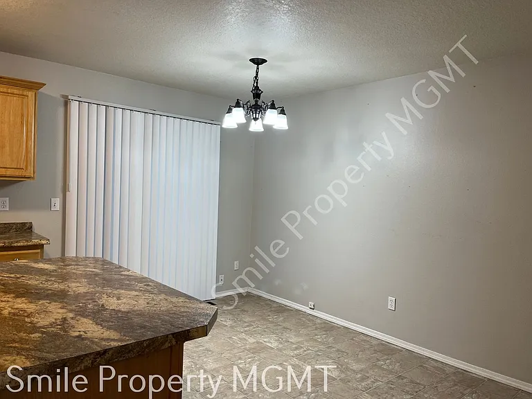 7740 SE 72nd Ave — Photo 6