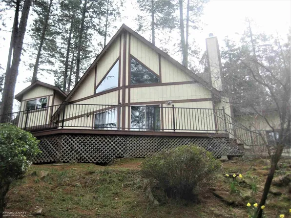 11415 Sunset Pl, Grass Valley, CA 95949