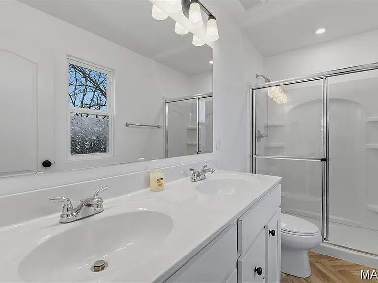 307 Newbridge Way — Photo 9
