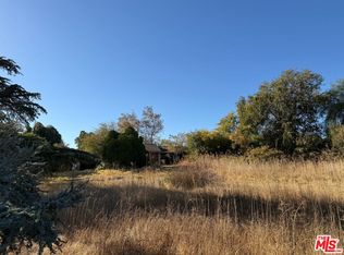 10425 Independence Ave, Chatsworth, CA 91311