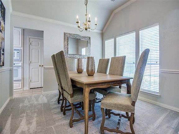5th image of 8409 Bridgend Ct