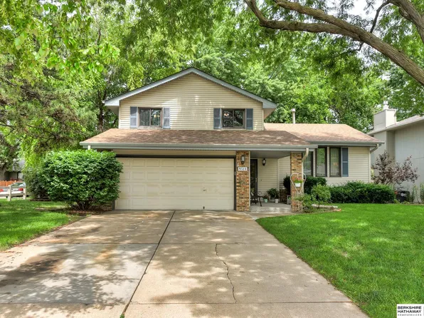 9314 Y St, Omaha, NE 68127