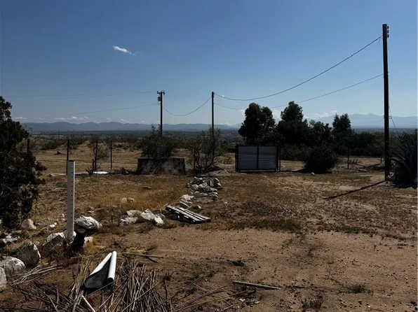 11550 Itoya Vista St, Apple Valley, CA 92308