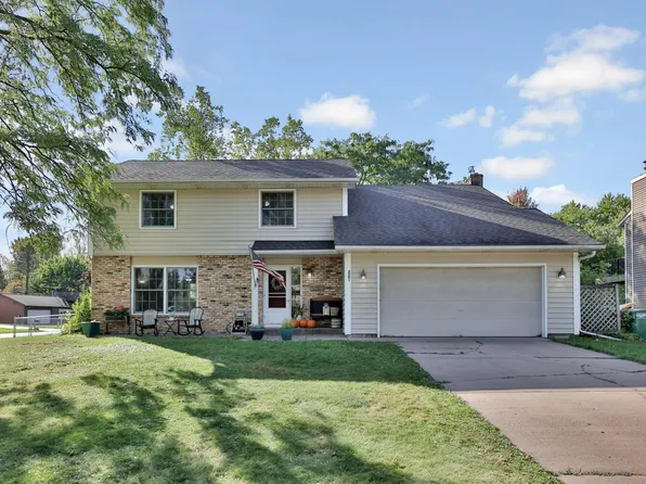 2501 Hawthorne Ln, Stillwater, MN 55082