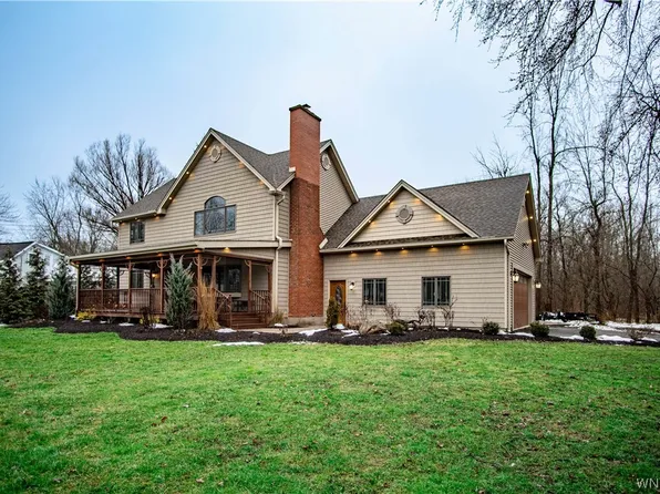 2740 Dodge Rd, East Amherst, NY 14051
