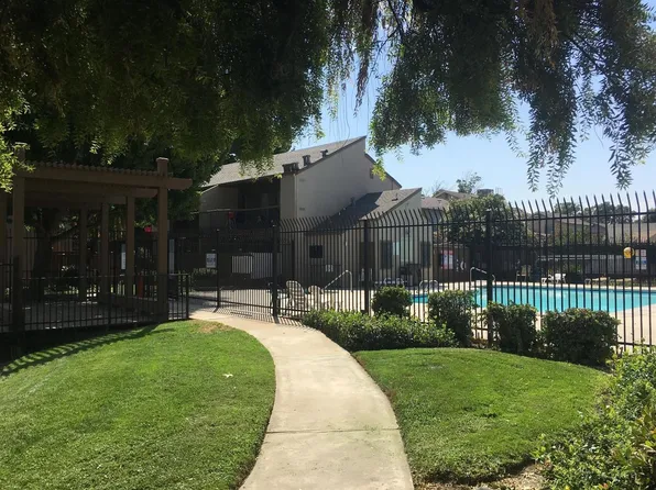 2900 Andre Ln APT 243, Turlock, CA 95382
