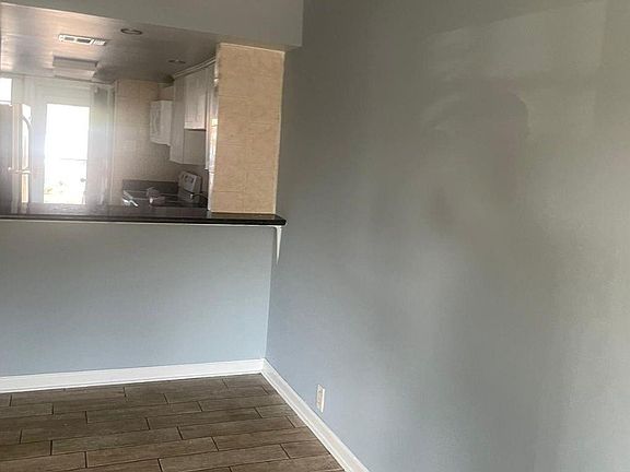 4th image of 6200 Riverside Dr APT 426