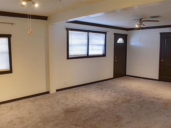 4th image of 105 N Blackburn Blvd