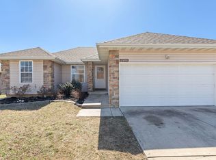 2480 W Brook Ridge St, Springfield, MO 65803