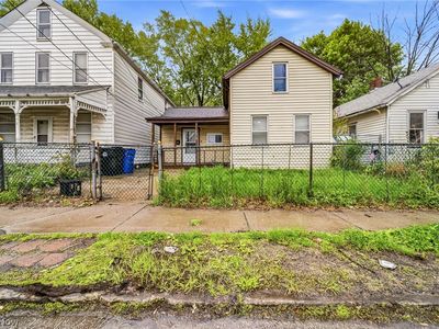 7610 Spafford Rd, Cleveland, OH, 44105